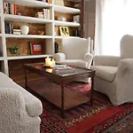 Casa Tosca En Pueblo *